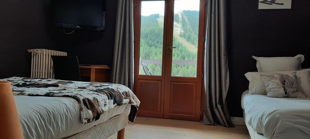 Hotel Chastellares 아론 외부 사진