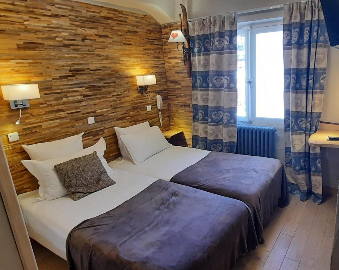 Hotel Chastellares 아론 외부 사진