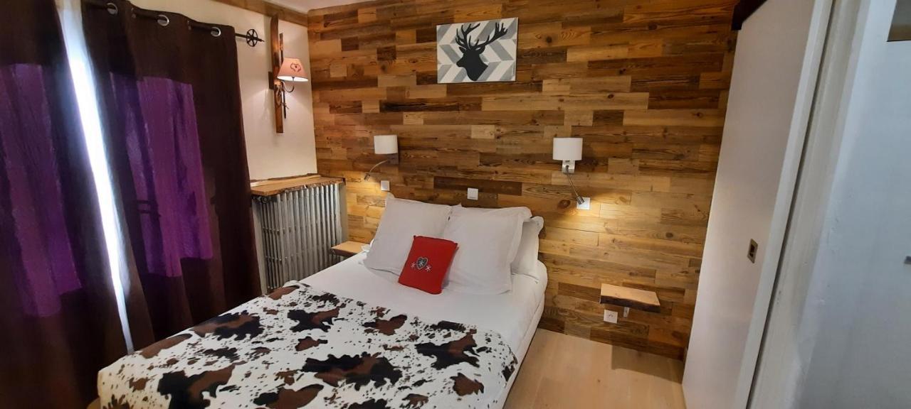 Hotel Chastellares 아론 외부 사진