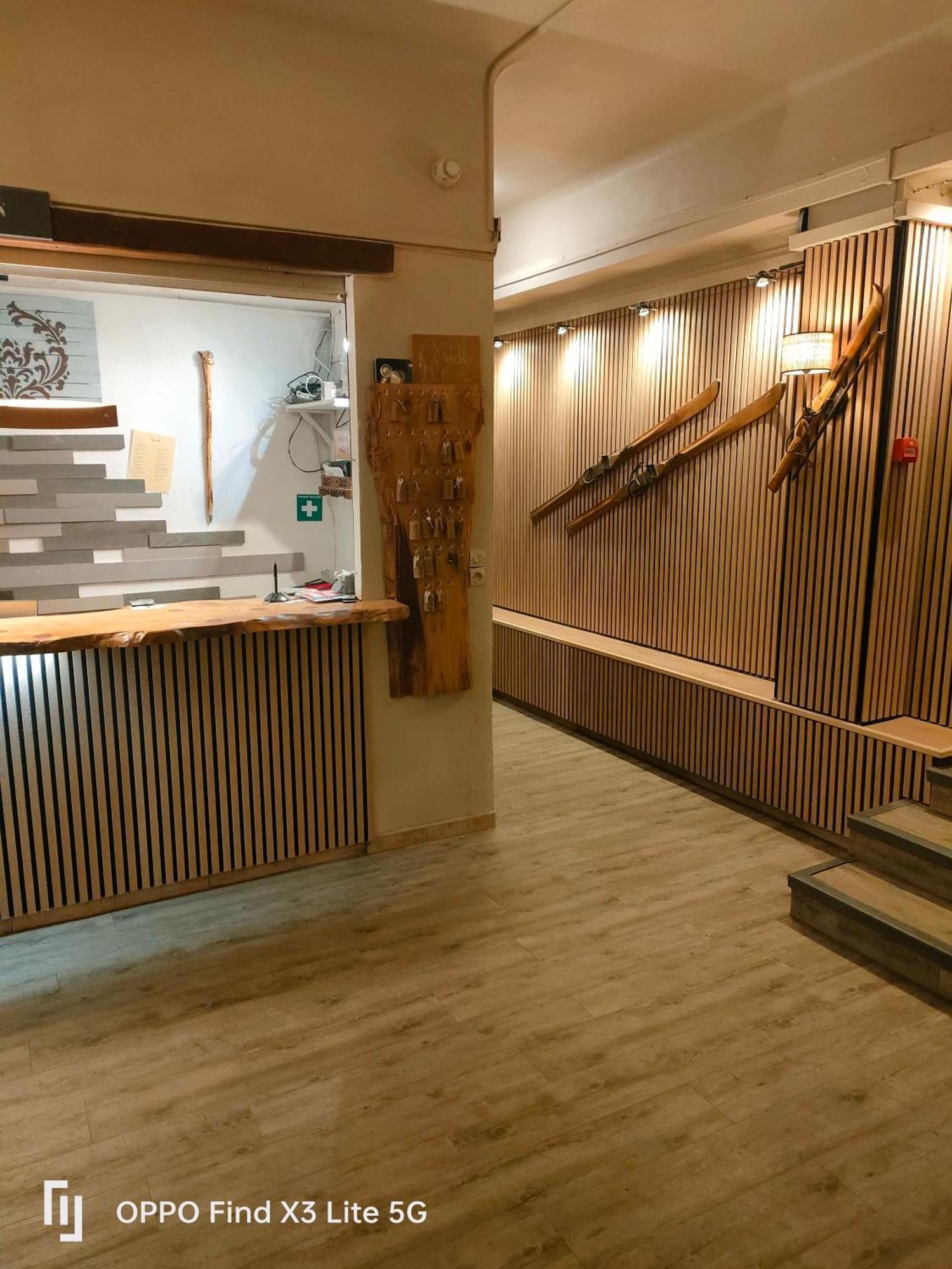 Hotel Chastellares 아론 외부 사진