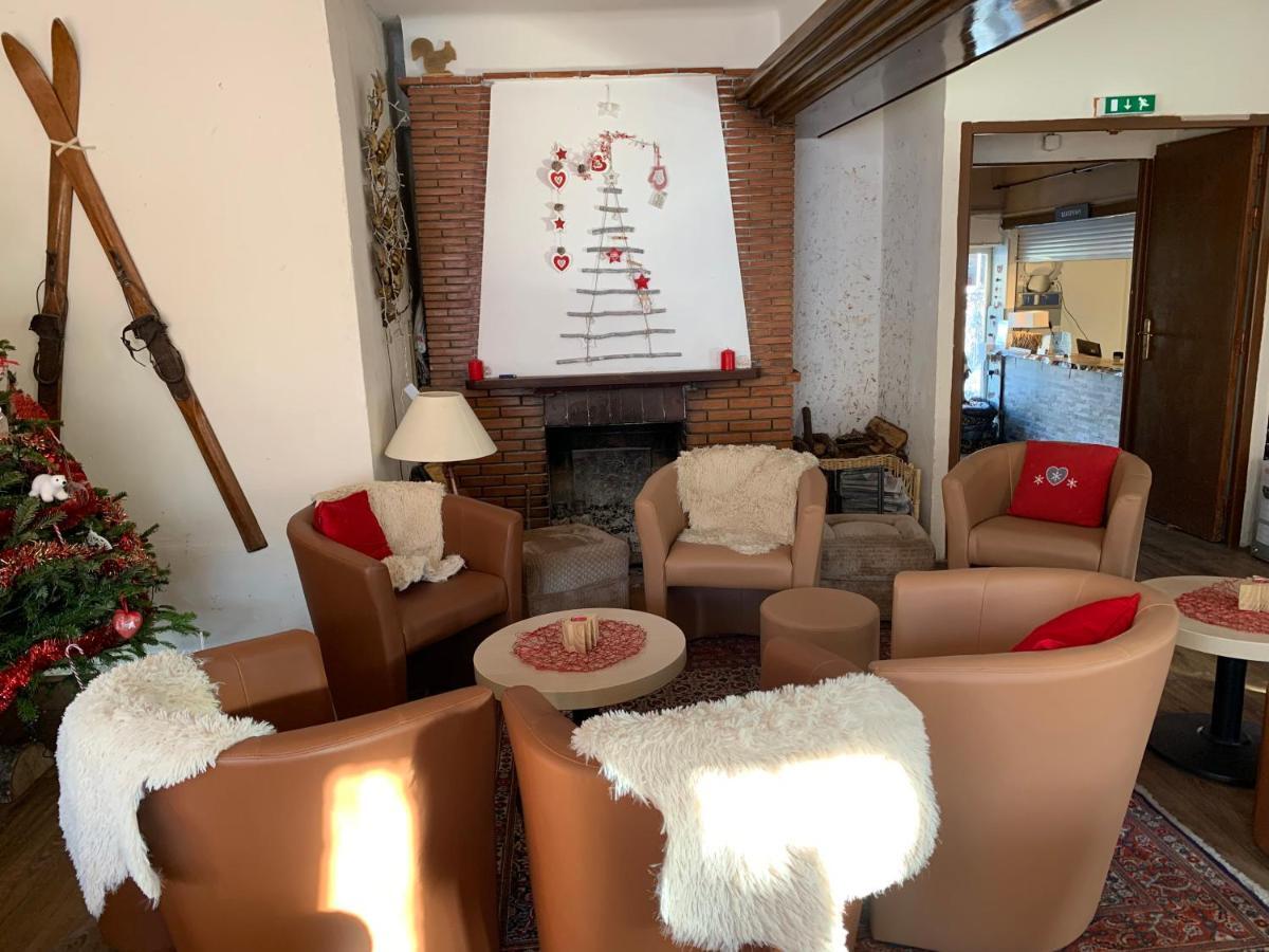 Hotel Chastellares 아론 외부 사진