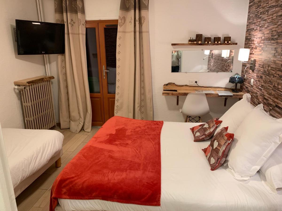 Hotel Chastellares 아론 외부 사진
